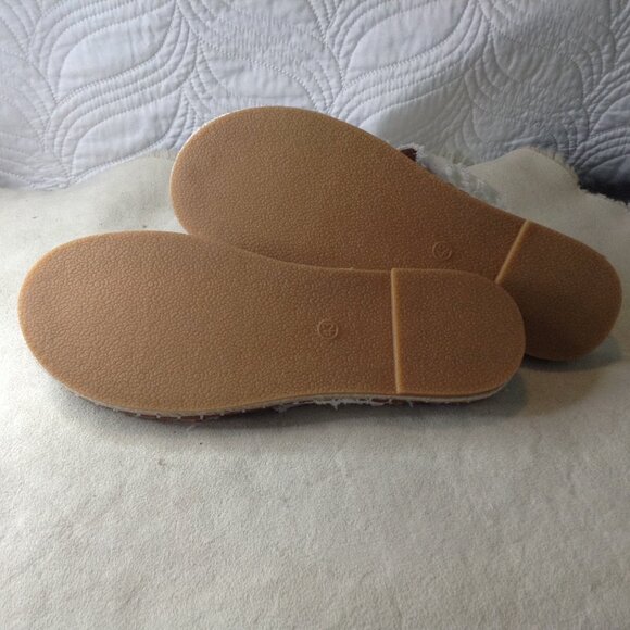 NWOT Unknown Mfg; White Fabric Slides/Espadrilles "11.5", Beach, Comfort, Vaca! - Picture 3 of 4